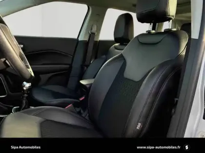 Photo 79 Jeep Compass  1.6 I MultiJet II 120 ch BVM6