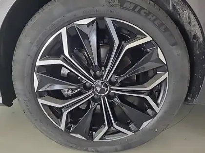 Photo 36 DS DS 4  BlueHDi 130 EAT8