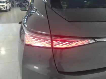 Photo 23 DS DS 4  BlueHDi 130 EAT8