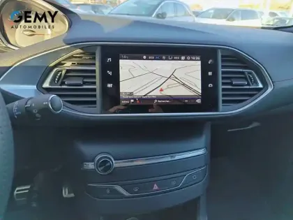 Photo 42 Peugeot 308 Gén. III Ph1 GT 5