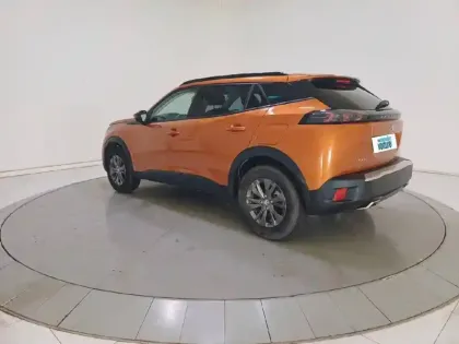 Photo 67 Peugeot 2008  PureTech 130 S&S EAT8