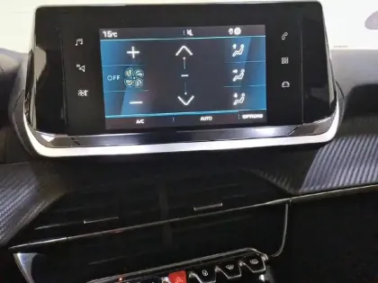 Photo 47 Peugeot 2008  PureTech 130 S&S EAT8