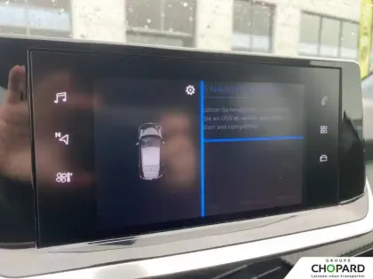 Photo 12 Peugeot 208  PureTech 100 S&S EAT8