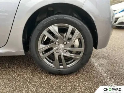 Photo 10 Peugeot 208  PureTech 100 S&S EAT8