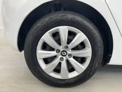 Photo 55 Renault Clio Gén. V (BJA) Ph1 NG Authentic 5