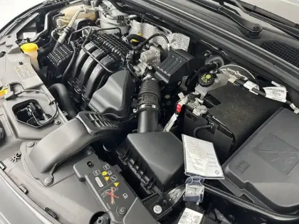 Photo 56 Renault Clio Gén. V (BJA) Ph1 NG Authentic 5