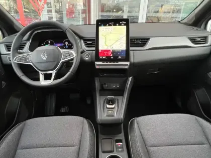 Photo 12 Renault Captur  E-Tech full hybrid 160 ch
