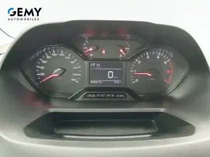 Photo 16 Peugeot Partner  FOURGON STANDARD 650 KG BLUEHDI 100 S&S BVM6