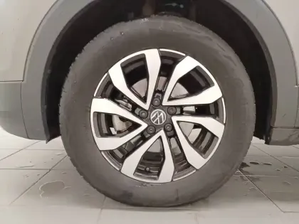 Photo 9 Volkswagen T-cross  1.0 TSI 95 Start/Stop BVM5