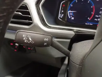 Photo 24 Volkswagen T-cross  1.0 TSI 95 Start/Stop BVM5