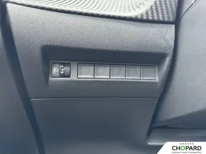 Photo 17 Peugeot 208  Hybrid 100 e-DCS6