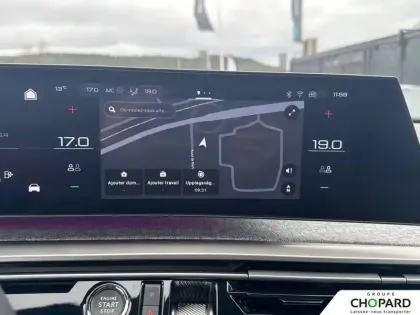 Photo 13 Peugeot 3008  Hybrid 145 e-DCS6