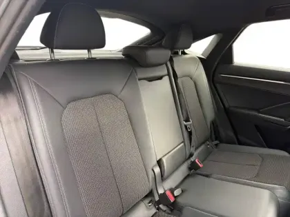 Photo 9 Audi Q3  Sportback 35 TFSI 150 ch S tronic 7