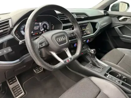 Photo 38 Audi Q3  Sportback 35 TFSI 150 ch S tronic 7