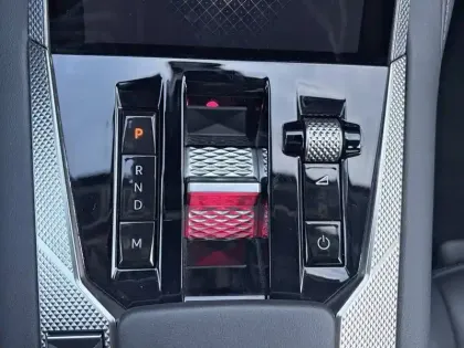 Photo 13 DS DS 4  PureTech 130 EAT8