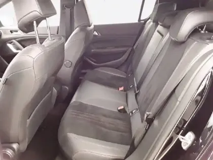 Photo 11 Peugeot 308  PureTech 130ch S&S EAT8