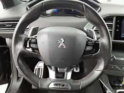 Photo 8 Peugeot 308  PureTech 130ch S&S EAT8