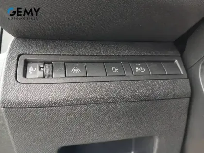 Photo 44 Peugeot 3008  Hybrid 225 e-EAT8