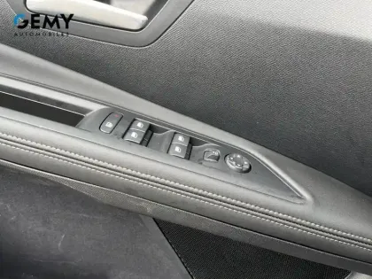 Photo 12 Peugeot 5008  BlueHDi 130ch S&S EAT8