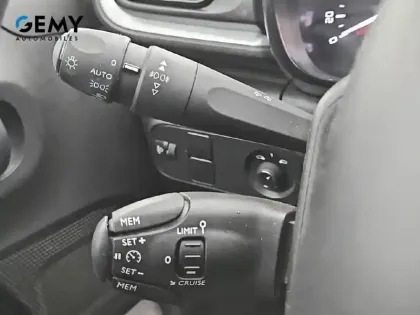 Photo 13 Citroën C3  PureTech 83 S&S BVM5