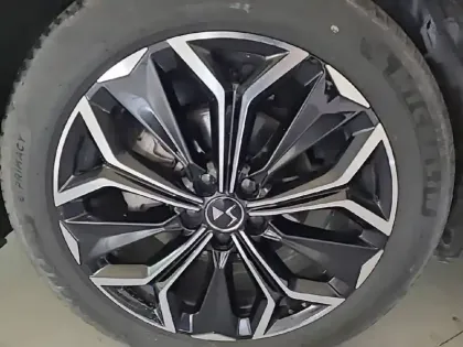 Photo 12 DS DS 4  BlueHDi 130 EAT8