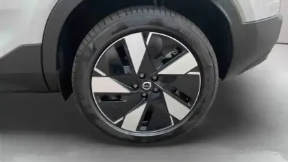 Photo 11 Volvo Ec40  Single Extended Range 252 ch 1EDT