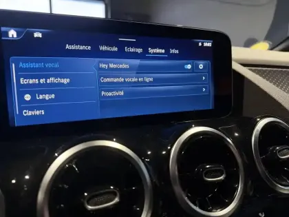 Photo 18 Mercedes Classe B  180 d 8G-DCT