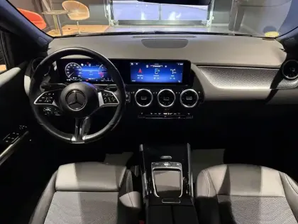 Photo 10 Mercedes Classe B  180 d 8G-DCT