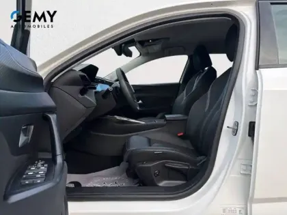 Photo 48 Peugeot 308  PHEV 180 e-EAT8