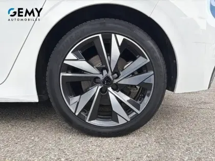 Photo 50 Peugeot 308  PHEV 180 e-EAT8