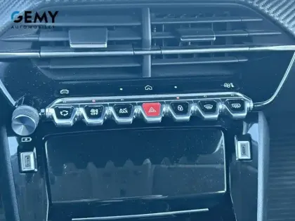 Photo 14 Peugeot 208  PureTech 100 S&S BVM6