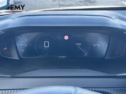 Photo 13 Peugeot 208  PureTech 100 S&S BVM6