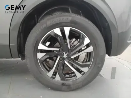 Photo 10 Peugeot 2008 Gén. II Ph1 Allure Business 5