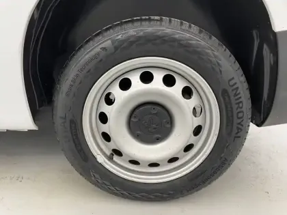 Photo 15 Peugeot Partner  FOURGON STANDARD 1000 KG BLUEHDI 130 S&S EAT8