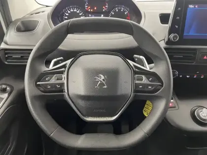 Photo 22 Peugeot Partner  FOURGON STANDARD 1000 KG BLUEHDI 130 S&S EAT8