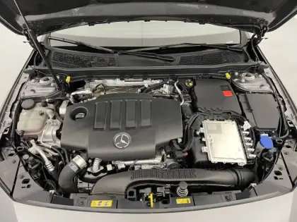 Photo 83 Mercedes Classe A  180 d 8G-DCT