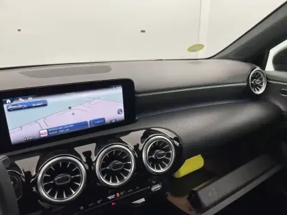 Photo 88 Mercedes Classe A  180 d 8G-DCT