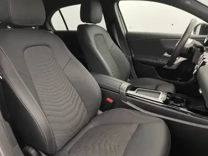 Photo 59 Mercedes Classe A  180 d 8G-DCT