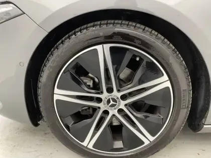 Photo 17 Mercedes Classe A  180 d 8G-DCT