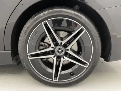 Photo 16 Mercedes Classe C  220 d 9G-Tronic