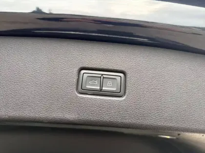 Photo 26 Audi Q5  Sportback 55 TFSIe 367 S tronic 7 Quattro