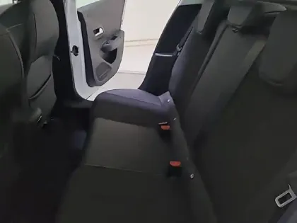 Photo 11 Opel Corsa  Electrique 136 ch & Batterie 50 kw/h