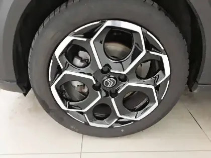 Photo 34 Citroën C3  Turbo 100 ch BVM6