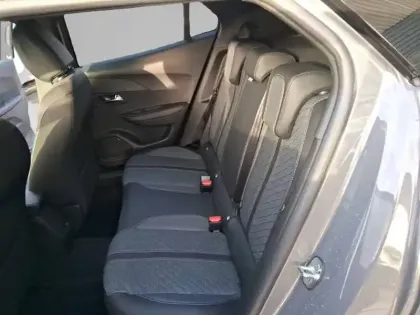 Photo 11 Peugeot 2008  Hybrid 110 e-DCS6