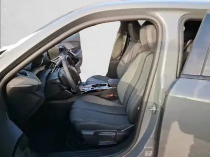 Photo 10 Peugeot 2008  Hybrid 110 e-DCS6