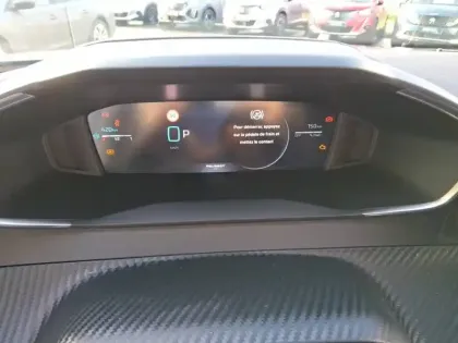 Photo 9 Peugeot 2008  Hybrid 110 e-DCS6