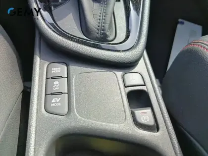 Photo 22 Toyota Yaris  Hybride 116h