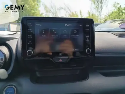 Photo 16 Toyota Yaris  Hybride 116h