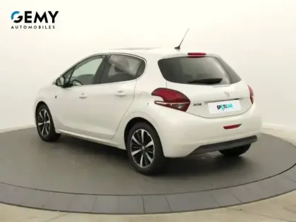 Photo 6 Peugeot 208  PureTech 110ch S&S BVM6