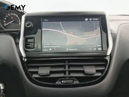 Photo 13 Peugeot 208  PureTech 110ch S&S BVM6